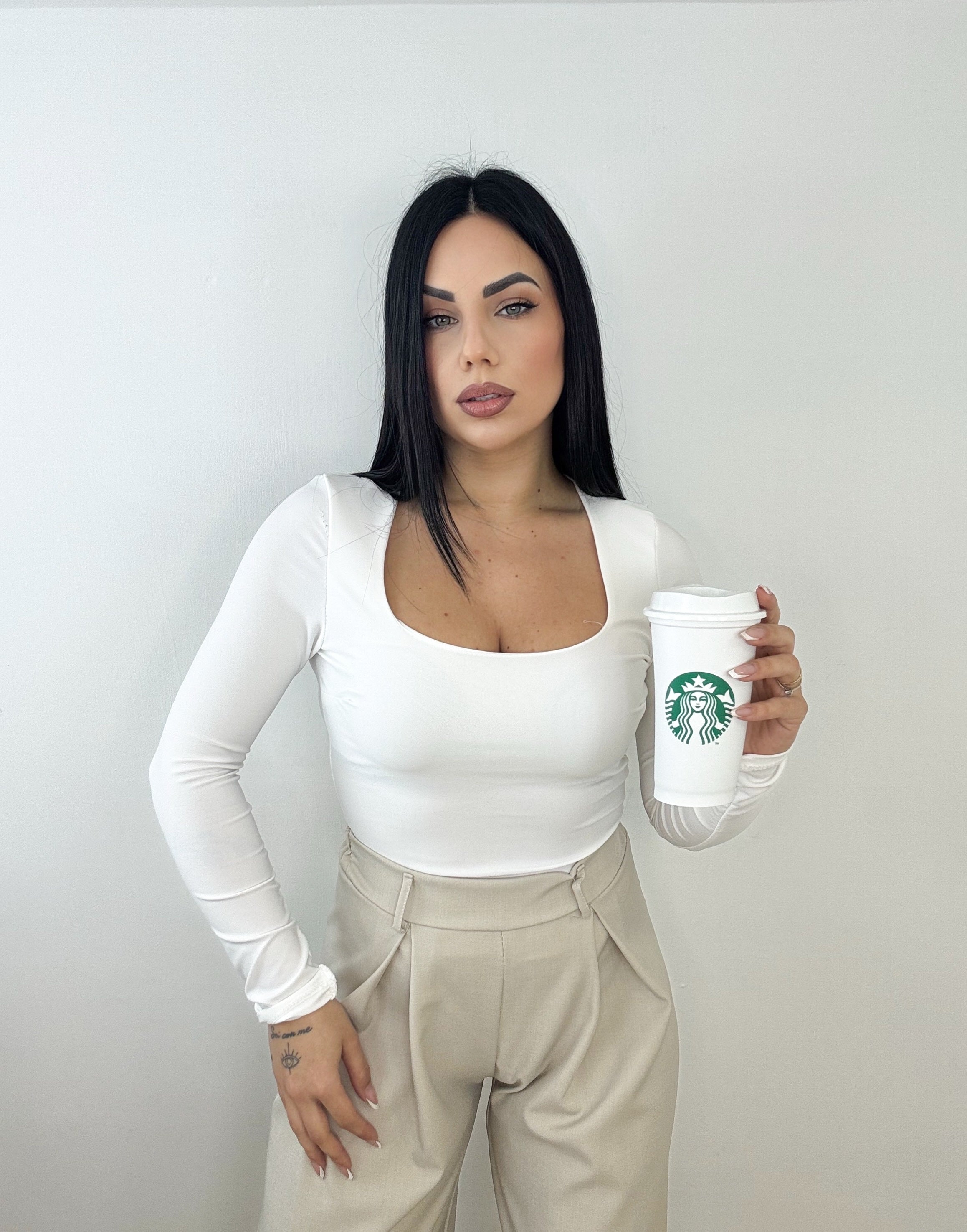 BODY SCOLLO QUADRATO